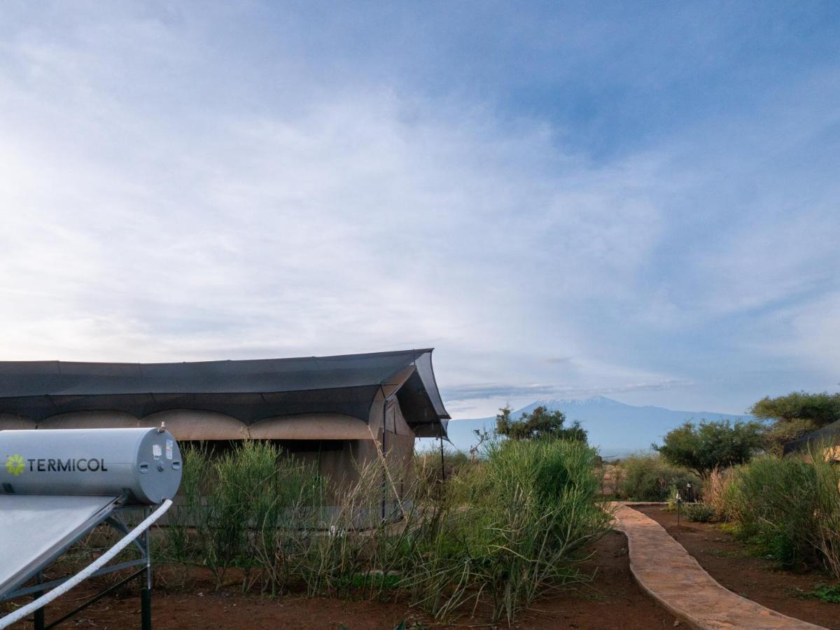 Hotel Tulia Amboseli Safari Camp Exterior foto